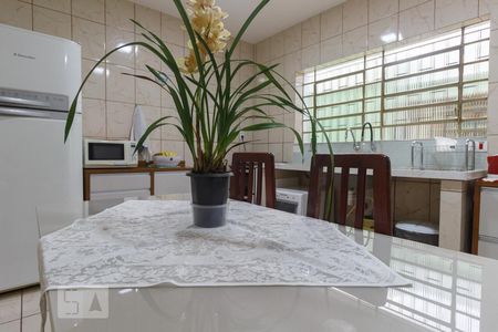 Casa para alugar com 160m², 2 quartos e 2 vagasCozinha