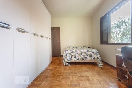 Casa para alugar com 160m², 2 quartos e 2 vagasQuarto 1