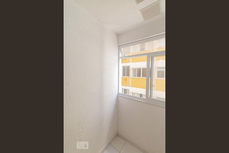 Apartamento à venda com 48m², 1 quarto e sem vagaÁrea de Serviço