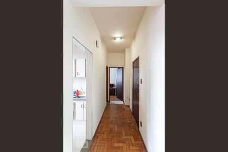 Corredor de apartamento para alugar com 1 quarto, 40m² em Centro, Belo Horizonte