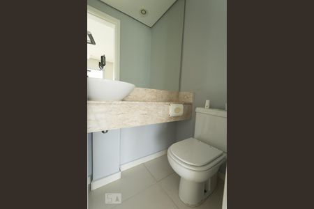 Lavabo de apartamento para alugar com 3 quartos, 130m² em Chácara Mafalda, São Paulo