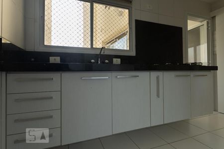 Apartamento para alugar com 130m², 3 quartos e 3 vagasCozinha