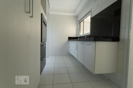 Apartamento para alugar com 130m², 3 quartos e 3 vagasCozinha