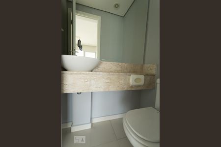 Lavabo de apartamento para alugar com 3 quartos, 130m² em Chácara Mafalda, São Paulo