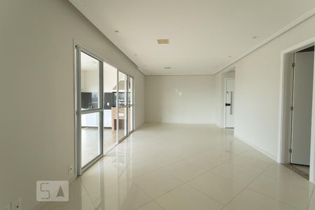 Sala de apartamento para alugar com 3 quartos, 130m² em Chácara Mafalda, São Paulo