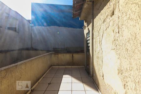 Casa à venda com 150m², 3 quartos e 2 vagasSacada Quarto 2