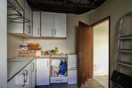 Casa à venda com 150m², 3 quartos e 2 vagasQuarto de serviço 