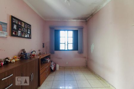 Casa à venda com 150m², 3 quartos e 2 vagasQuarto 3