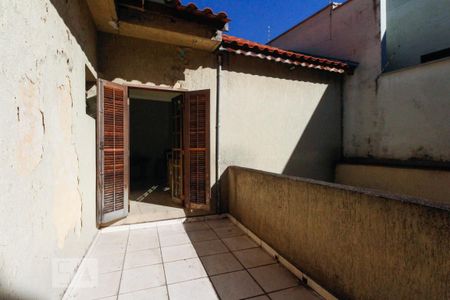 Casa à venda com 150m², 3 quartos e 2 vagasSacada Quarto 2