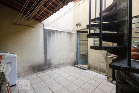 Casa à venda com 150m², 3 quartos e 2 vagasÁrea de serviço 