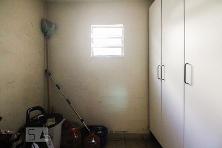 Casa à venda com 150m², 3 quartos e 2 vagasQuarto de serviço 