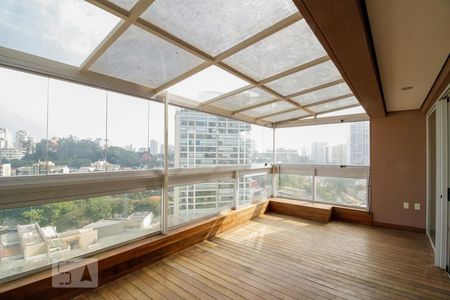 Apartamento à venda com 254m², 3 quartos e 4 vagasVaranda