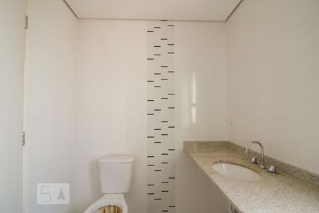 Apartamento à venda com 254m², 3 quartos e 4 vagasBanheiro da Suíte 1