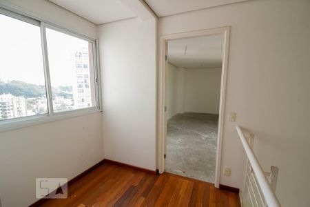 Apartamento à venda com 254m², 3 quartos e 4 vagasCorredor