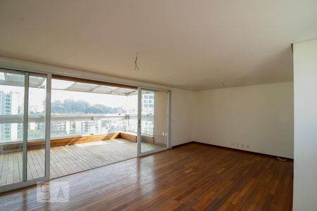 Apartamento à venda com 254m², 3 quartos e 4 vagasSala 2