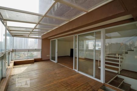 Apartamento à venda com 254m², 3 quartos e 4 vagasVaranda