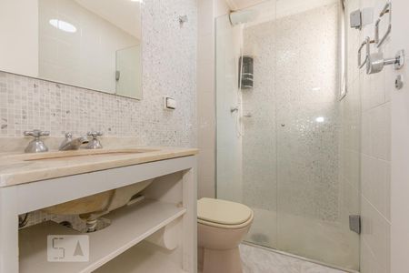 Banheiro de apartamento para alugar com 1 quarto, 51m² em Cidade Monções, São Paulo