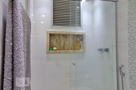Apartamento à venda com 60m², 2 quartos e 2 vagasBanheiro