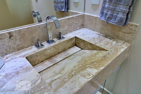 Apartamento à venda com 60m², 2 quartos e 2 vagasBanheiro