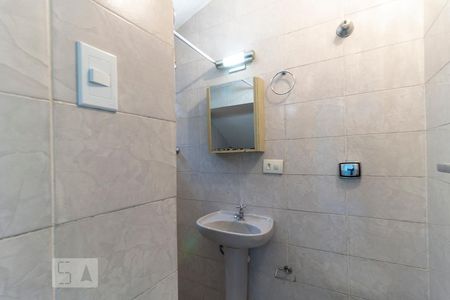 Banheiro de apartamento para alugar com 1 quarto, 35m² em Santo Amaro, São Paulo