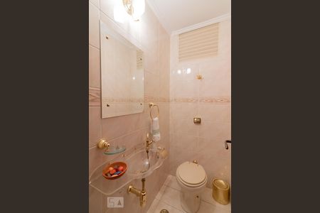 Lavabo de apartamento à venda com 3 quartos, 138m² em Itaim Bibi, São Paulo