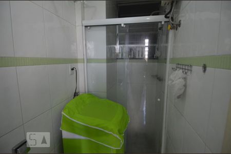 Banheiro  de apartamento à venda com 1 quarto, 41m² em Copacabana, Rio de Janeiro