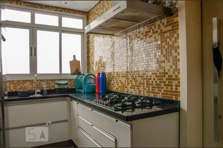 Apartamento à venda com 106m², 3 quartos e 2 vagasCozinha