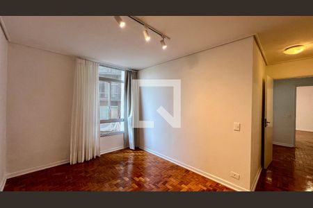 Apartamento para alugar com 94m², 3 quartos e 1 vaga Apartamento para alugar com 94m², 3 quartos e 1 vagaSuite
