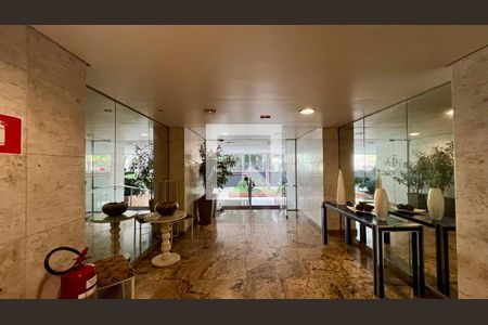 Apartamento para alugar com 94m², 3 quartos e 1 vaga Apartamento para alugar com 94m², 3 quartos e 1 vagaHall