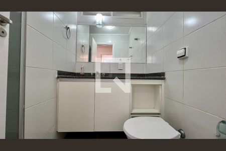 Apartamento para alugar com 94m², 3 quartos e 1 vaga Apartamento para alugar com 94m², 3 quartos e 1 vagaBanheiro