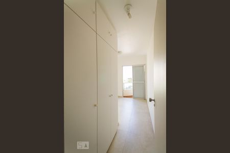 Quarto de apartamento para alugar com 1 quarto, 43m² em Vila Mariana, São Paulo