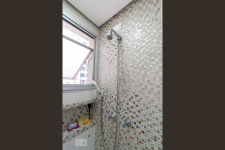 Apartamento à venda com 72m², 3 quartos e 1 vagaBanheiro quarto 3 suíte - chuveiro