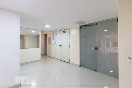 Apartamento à venda com 72m², 3 quartos e 1 vagaHall de entrada do bloco