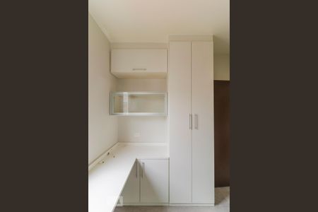 Apartamento para alugar com 59m², 2 quartos e 2 vagasQuarto - Armários