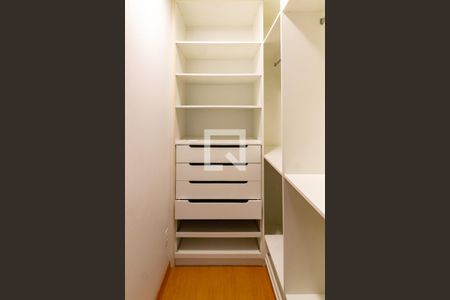 Closet de apartamento para alugar com 2 quartos, 70m² em Gávea, Rio de Janeiro
