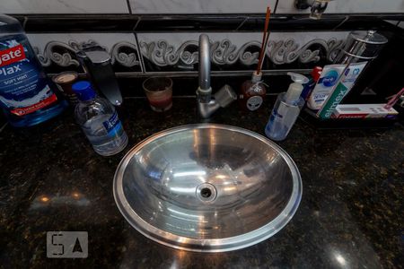 Casa para alugar com 120m², 3 quartos e 4 vagas Casa para alugar com 120m², 3 quartos e 4 vagasBanheiro Social