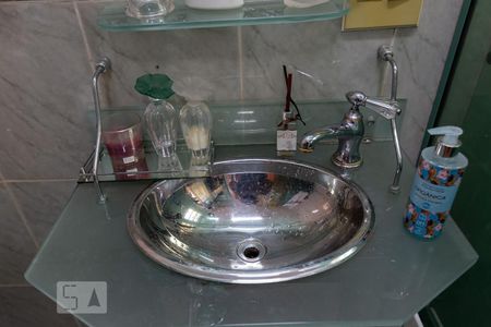 Casa para alugar com 120m², 3 quartos e 4 vagas Casa para alugar com 120m², 3 quartos e 4 vagasBanheiro da Suíte