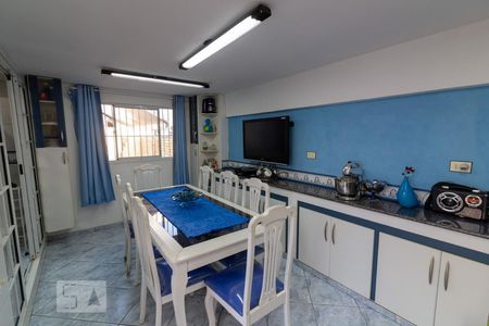 Casa para alugar com 120m², 3 quartos e 4 vagas Casa para alugar com 120m², 3 quartos e 4 vagasCopa