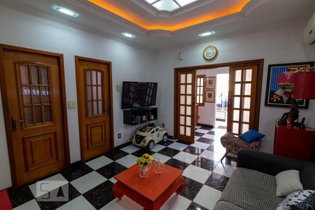 Sala de casa para alugar com 3 quartos, 120m² em Vila Isabel, Rio de Janeiro