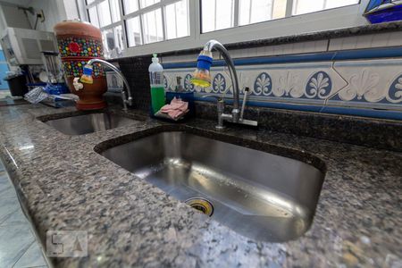 Casa para alugar com 120m², 3 quartos e 4 vagas Casa para alugar com 120m², 3 quartos e 4 vagasCozinha