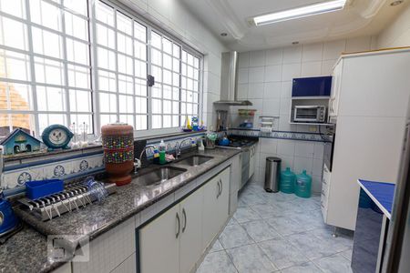 Casa para alugar com 120m², 3 quartos e 4 vagas Casa para alugar com 120m², 3 quartos e 4 vagasCozinha