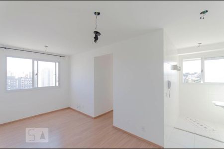 Sala de apartamento à venda com 2 quartos, 41m² em Itaquera, São Paulo