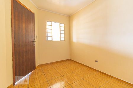 Quarto 1 de casa para alugar com 2 quartos, 73m² em Pinheirinho, Curitiba