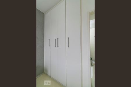 Apartamento à venda com 90m², 3 quartos e 1 vagaSuíte - Armário