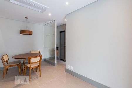 Sala de apartamento para alugar com 2 quartos, 65m² em Vila Olímpia, São Paulo
