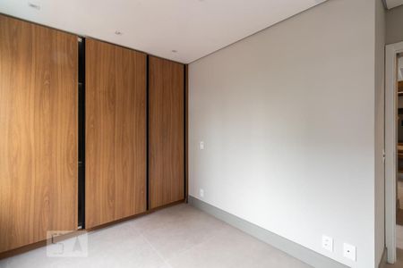 Suite de apartamento para alugar com 2 quartos, 65m² em Vila Olímpia, São Paulo