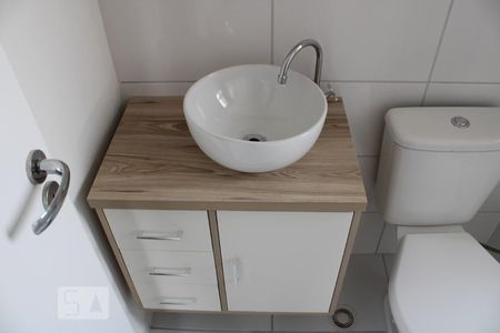 Apartamento à venda com 42m², 2 quartos e sem vagaBanheiro