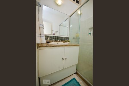 Casa à venda com 170m², 4 quartos e 3 vagasBanheiro Social