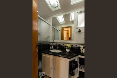 Apartamento à venda com 68m², 3 quartos e 1 vaga Apartamento à venda com 68m², 3 quartos e 1 vagaBanheiro Social