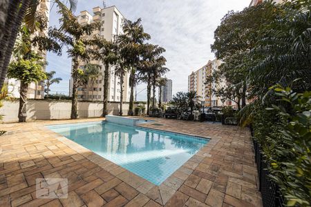Apartamento à venda com 68m², 3 quartos e 1 vaga Apartamento à venda com 68m², 3 quartos e 1 vagaÁrea comum - Piscina